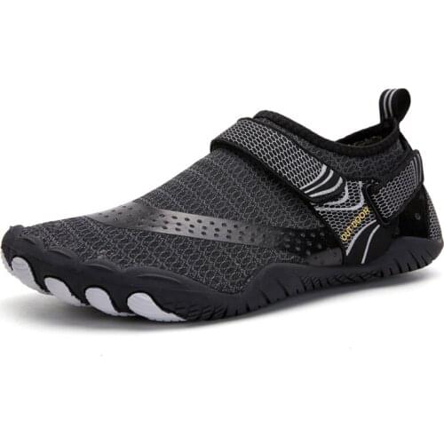 Big Size 47 Rubber With Five Fingers Outdoor Slip Resistant Breathable Light Weight Sneakers For Men Mountaineer Female athlete