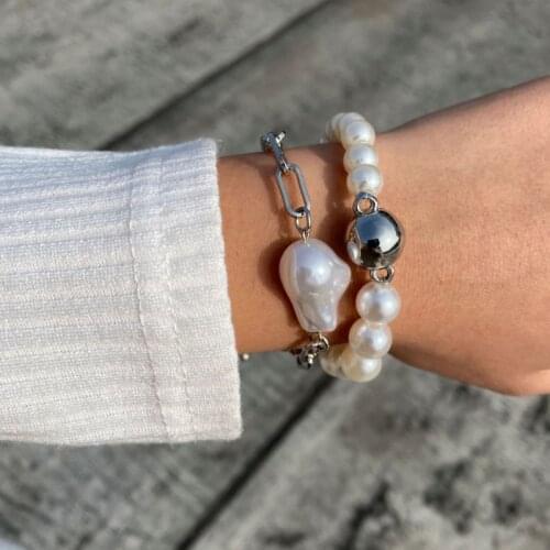 Women Jewelry 2 pcs Per Set Bracelets Popular Design Hot Selling Golden Plating Simulated Pearl Bracelet For Girl Gifts