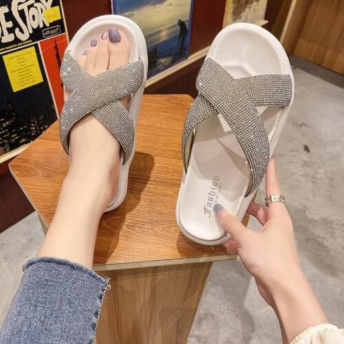 Crystal Single Strap Slippers Platform Women Sandals Women Rhinestone Summer Women Slippers Open Toe Round Toe Womens Shoes