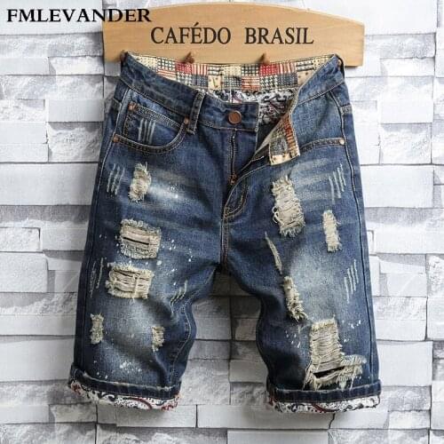 Ripped Denim Knee Length Men Jeans Straight Pantalones rotos Jeans Hombre Short Jeans Men