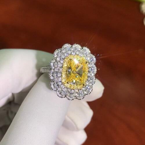 Solid 18K White Gold 3ctw Moissanite Emerald Rectangle Ring And Yellow Moissanite Fine Gold Jewelry For Women
