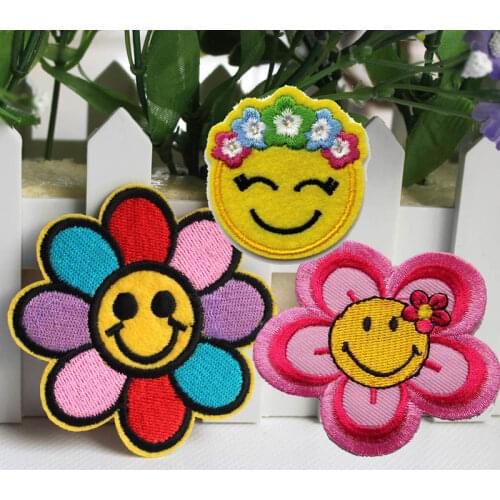 Adhesive embroidery cloth color flower-shaped smiley face clothes patch decoration stickers DIY accessories decals