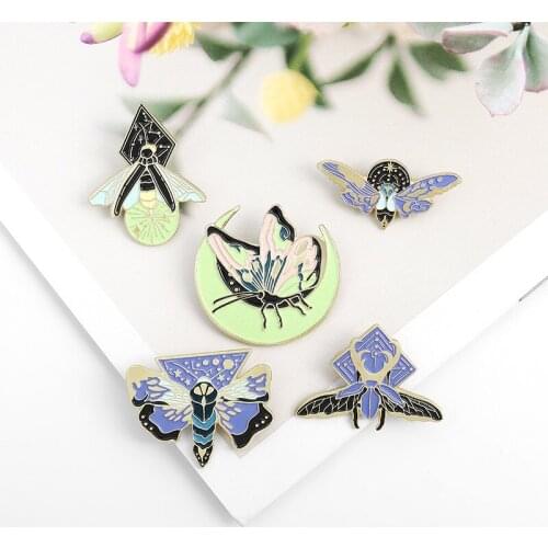 5 Styles Luminous Enamel Pin Moth Butterfly Brooches Bags Shirt Lapel Pins Cartoon Animal Badge Jewelry Gift for Kids Friends