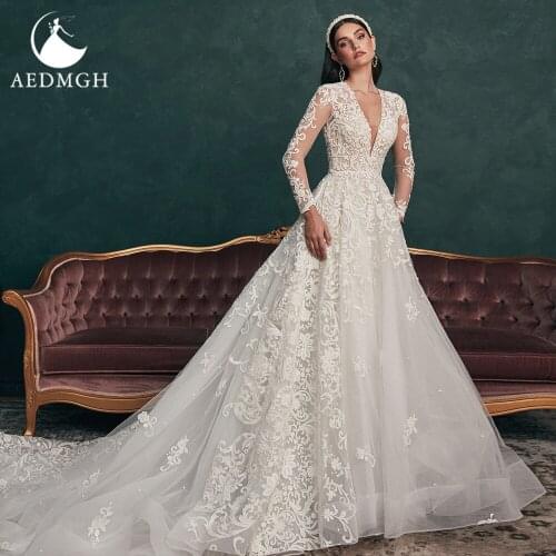 Aedmgh Gorgeous A-Line Wedding Dresses 2021 V-Neck Long Sleeve Bride Dress Lace Appliques Backless Customized Robe De Mariee