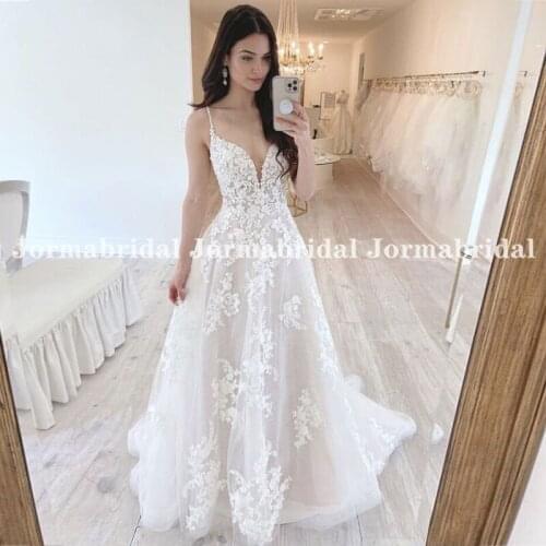 Charming A-Line V Neck Wedding Dresses With Floral Lace Applique 2021 Spaghetti Strap Custom Made Bridal Dress Wedding Gown
