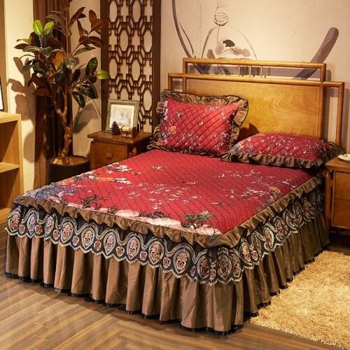 Classical style 100% cotton red Quilting queen king size Bed Skirt Bedspread Bed Sheet Bed Cover Pillowcase Bedding Set