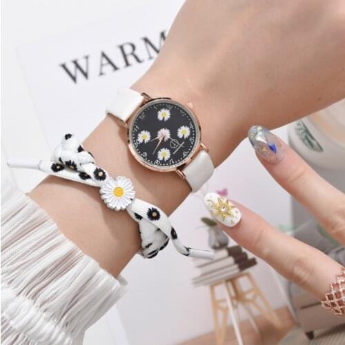 Fresh Daisy Dial Design Ladies Wristwatches 2020 Fashion Casual Women Flower Watches Simple Number Woman Leather Quartz Watch