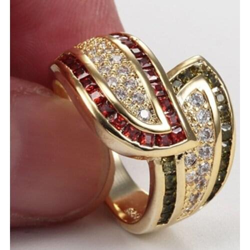 Personality Design Geometric Rings for Women Red Rhinestone Wedding Engagement Crystal Gold Color Finger Ring Charm Jewelry Gift