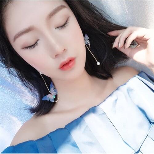 Hot Korean Asymmetric Butterfly Imitation Pearl Earrings Fashion Round Flower Brincos Long Statement Wings Earring Jewelry women