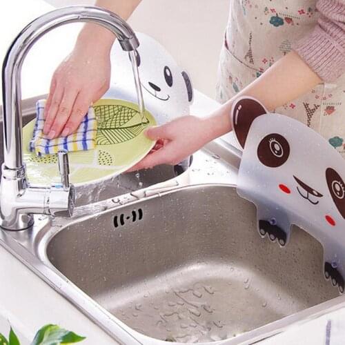 1pc Kitchen Supplies Cute Panda Modeling Pool Flap Creative Water Baffle Dish Fruit Vegetable Kitchen Washing Anti-water Board