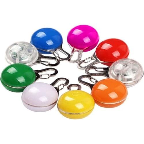 New 100 pcs/lot LED Flashlight Dog Cat Collar Glowing Pendant Night Safety Pet Leads Necklace Luminous Bright Decoration Collars