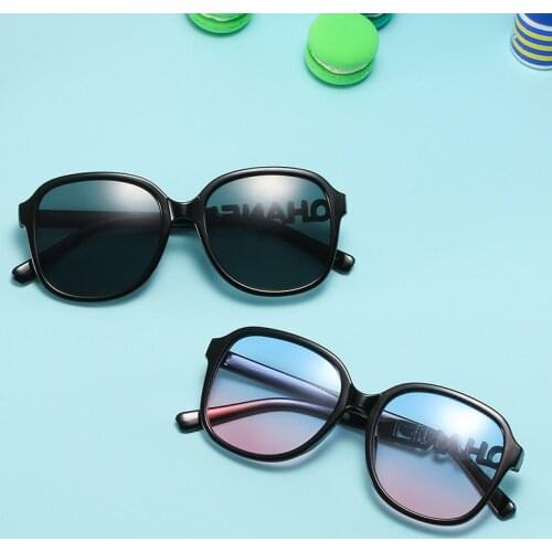 2021 Children Glasses Wide Side Kids Glasses Colorful Baby Sunglasses Boys Eyewear Big Round Frame Rivet Girls Oculos UV400