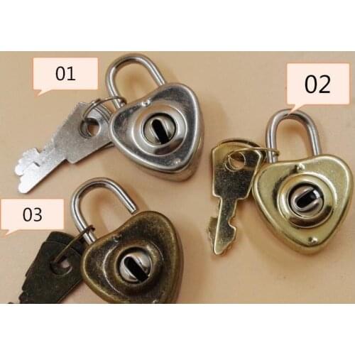 500pcs Mini Padlock Small Love Heart Shape Retro Tiny Luggage Bag Case Lock With Keys Wedding Party Favor Gift SN3041