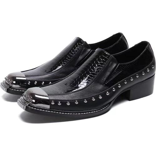 Italian Style Rivet Embroider Square Metal Toe Dress Oxfords Black Party Designer Patent Leather Men Formal Shoes Luxury