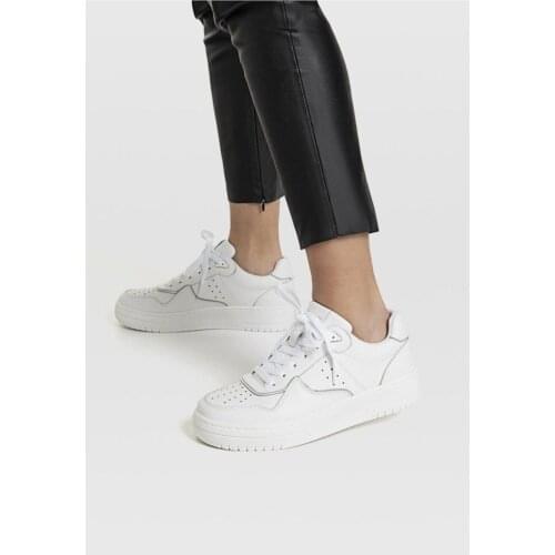 Women White Stripe Sports Shoes 19002570