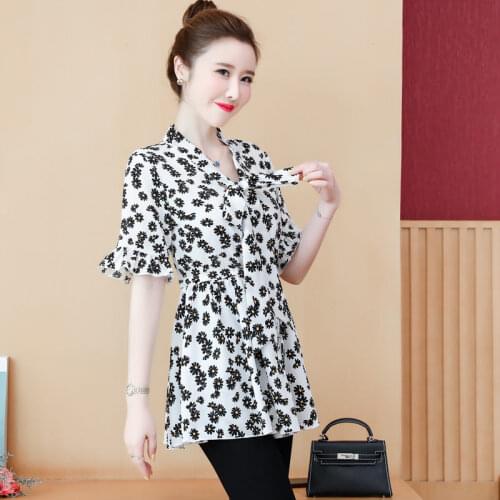 Large Size Womens Floral Bottoming Chiffon Shirt 2021 Summer New Short Sleeve Small Daisy Mid Length Fashion Blouse 5XL zh1302