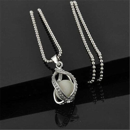 Fashion Couple The Little Mermaids Teardrop Glow in Dark Pendant Necklace Gift