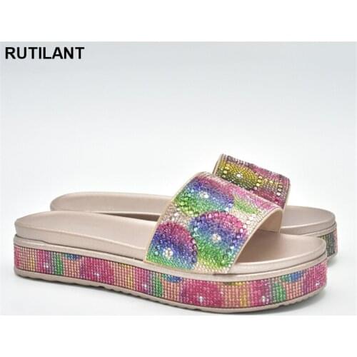 Latest Design Luxery Shoes Women Italian Women Wedding Shoes Decorated with Rhinestone Pumps Women Shoes Slip on Party Pumps