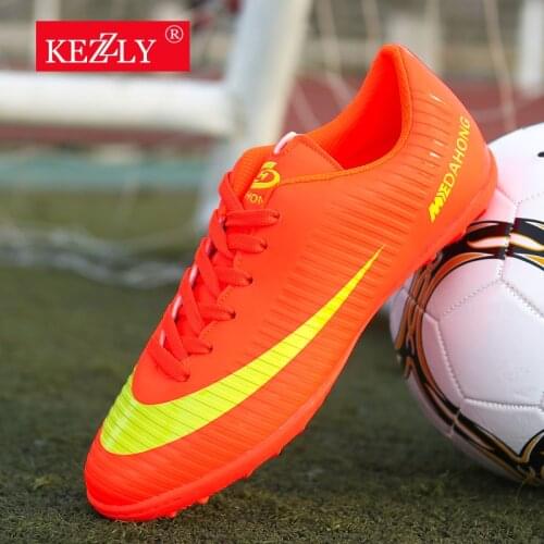 Mens fashion shoes professional football shoes broken nail training