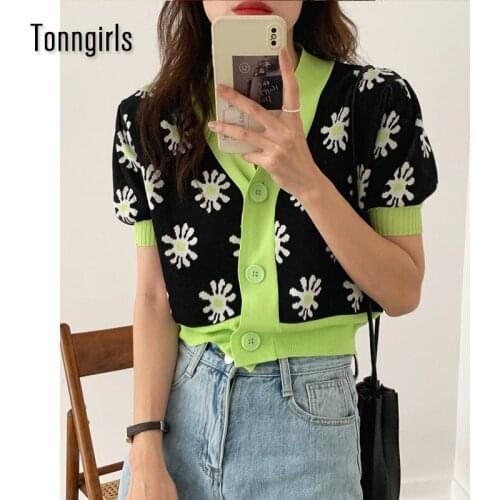 Tonngirls Vintage T Shirt Women Knitted V Neck Tops Shorts Sleeve Elastic Korean Style Women Tee Tops Ladies Tshirts Summer 2021