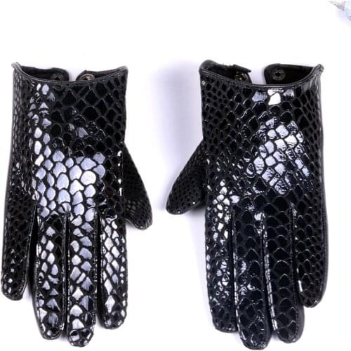 2019 New Womens Genuine Leather Shiny Black Goat Skin Punk&Rock Wrist Short Gloves
