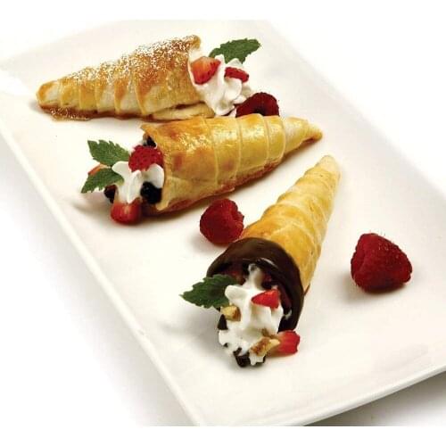 16 Pcs Baking Cone with Cleaning Brush Stainless Steel Non-Stick Baking Cream Horn Pastry Roll Mold