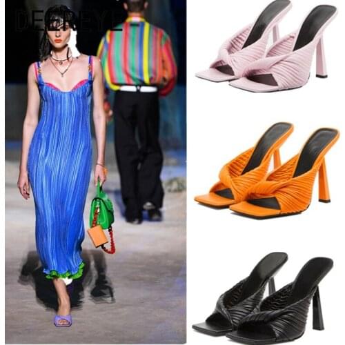 2021 Fashion Trend Fancy Square Toe Women Stiletto Microfiber Leather Pleated Multi-Color High Heel Sandals Slip On Mules Shoes