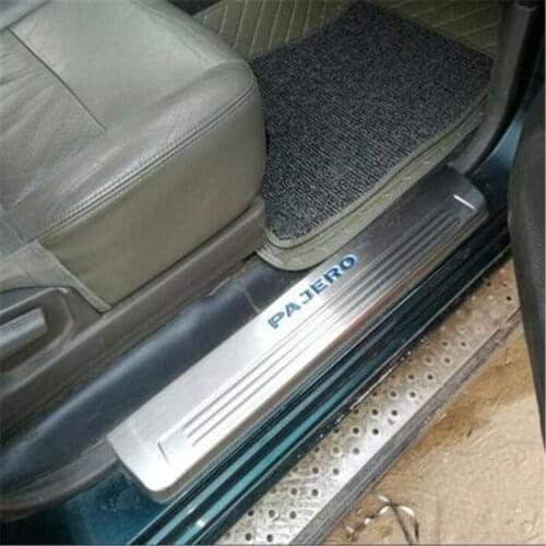 High quality stainless steel LED Scuff Plate/Door Sill Door Sill For Mitsubishi Pajero V93 V97 2003-2018 Car styling