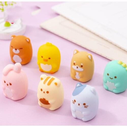 18/Pcs Cartoon Animal Pencil Sharpener Student School Supplies Prize Cute Manual Pencil Sharpener Wholesale