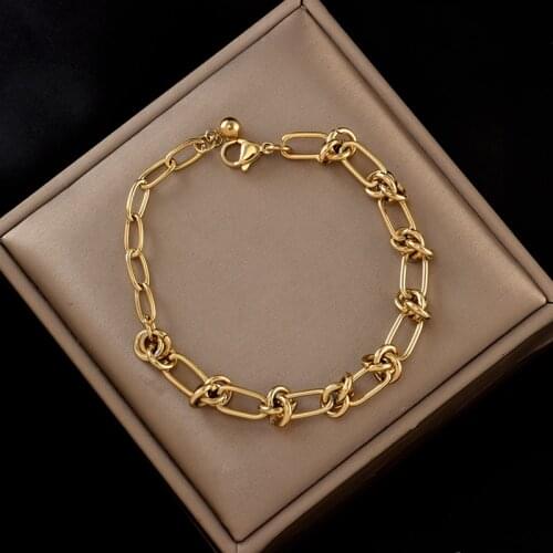 316L stainless steel fadeless personality light luxury INS small design delicate senior sense boudoir bracelet female style