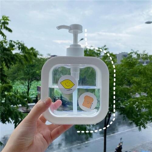 500ML Lotion Pump Bottle Refillable Bottle Recycling Plastic Pump Container Filled With Lotion For Home Kitchens Bathrooms