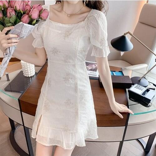 Fashion Korean Vintage Square Collar Ruffle Mini Party Dress Ladies Elegant Casual Puff Sleeve Floral Embroidery Beach Dress