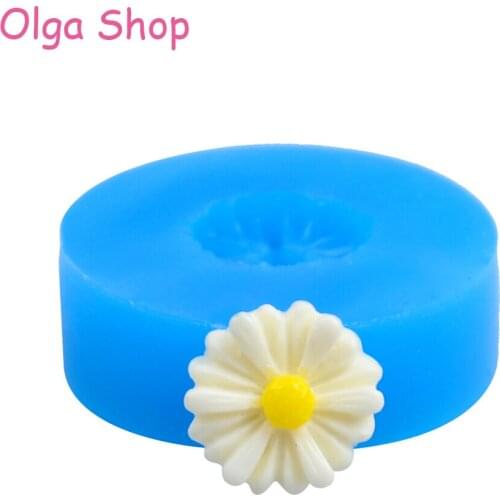 HYL149 12.8mm Daisy Flower Silicone Mold - Cupcake Topper, Miniature Food, Fondant, Chocolate, Resin, Candy, Icing, Gum Paste