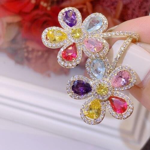 New Fashion Simplicity Cubic Zircon Petal Luxury Gold Color Transparent Crystal For Women Designer Charms Jewelry Friends Gift