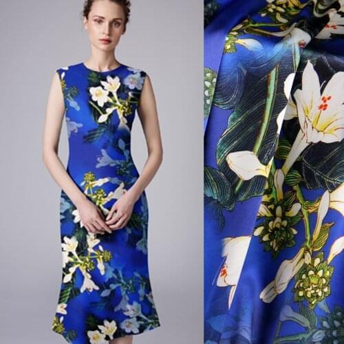 118CM Wide 19MM White Floral Print 93% Silk & 7% Spandex Stretch Blue Silk Satin Fabric for Summer Dress Jacket D1076