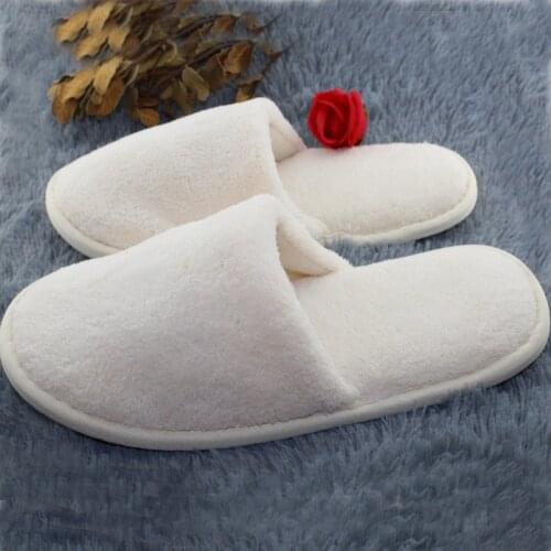 5 Pairs Of Mens and Womens Hot Spring Slippers White Fluffy Coral Bristle Closed Toe Slippers, Suitable for Spa, Party Guests