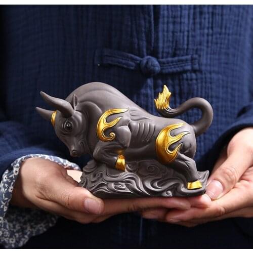 Zisha Qiankun Niu Handmade Art Statue Modern art lucky lucky cow High-end home ceramic decorations Kung Fu Tea Set Statue