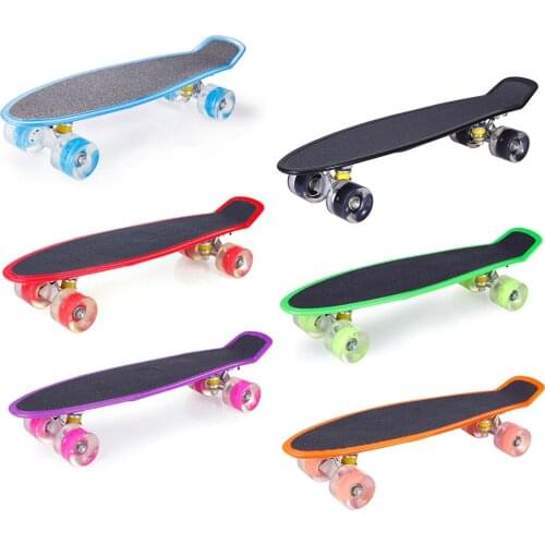 22 Inch Mini Skateboard High Quality Safety No Battery Required Cruiser Board With LED Light Up Wheels Perfect For Teens Kids