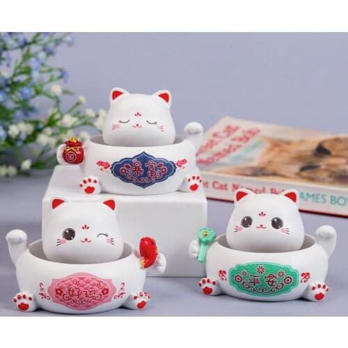 Resin Lucky Cat Design Spring Swing Head Display Model Figurines Miniatures Home Car Office Desktop Ornament Decor Craft Doll