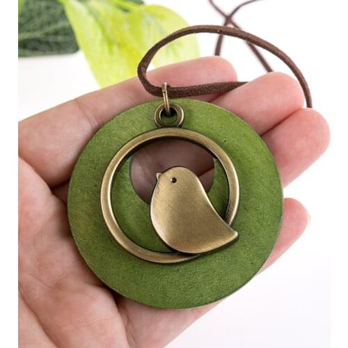 Retro cotton and linen accessories ethnic style Korean style wooden bird pendant long necklace sweater chain подвеска
