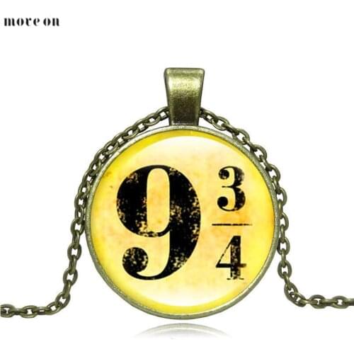 Couples Chain Round Glass Jewelry Harry 934 Figure Necklace Pendant Time Precious Stone Charm For Birthday Lovers Gift