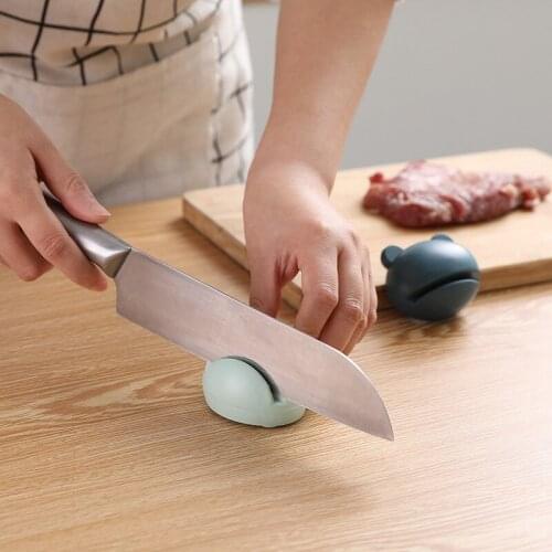Mini Cute Bear Whetstone Kitchen Sharpening Stone Chef Accessories Tool Non-slip Multifunction Knife Sharpener Kitchen Supplies
