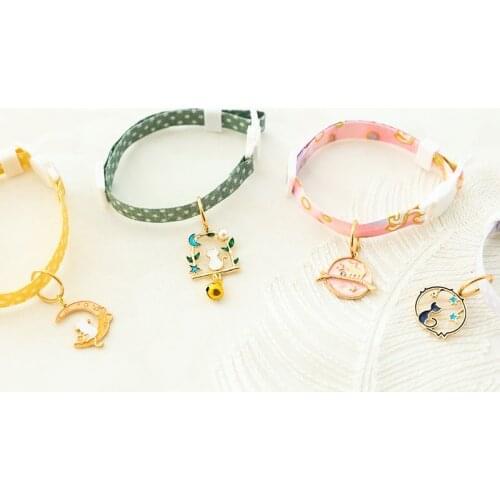 New Pink Swing Moon Cat Collar Adjustable Cat Shape Pet Collar Cute Fashion Kitten Necklace With Bells Puppy Dog Accessories