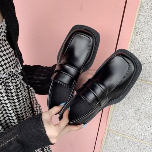 TRY JADE Pumps
