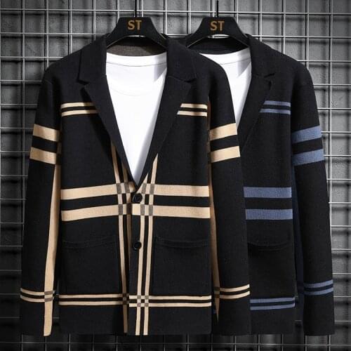 Autumn and winter new mens warm cardigan sweater fashion striped business jacket home casual sweater