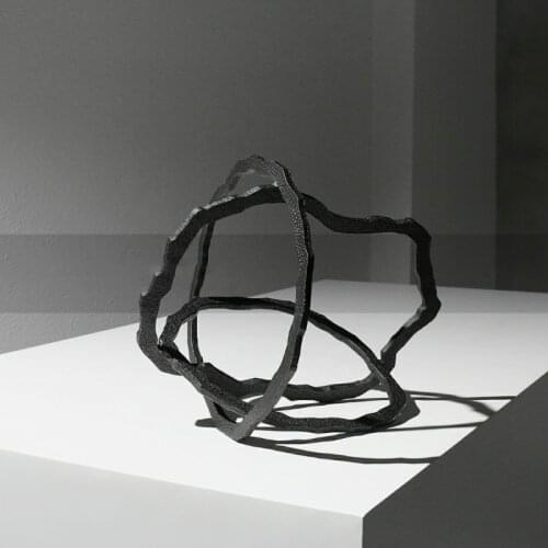 Modern Light Luxury Black Metal Geometric Ball Soft Decoration Living Room Sales Office Creative Handicraft Decoration Ornaments