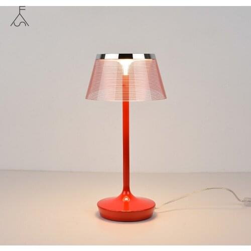 Original Italian Designer LED Desk Lamp Bedside Lamp Study Bedroom Decoration Lamp Desk Table Bedroom Lamp Bedlampje Design