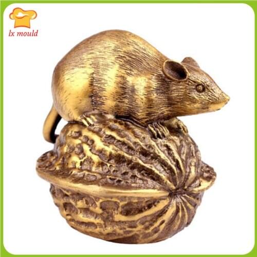 2020 new retro 3D walnut rat silicone mold home decoration plaster candle soap chocolate soft silicone mold