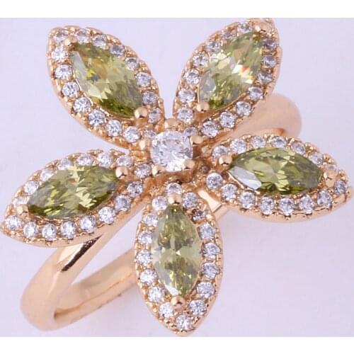 Love Monologue Exquisite Flower Shape Green Crystal Wedding Ring Yellow Gold Color Lover Couple Rings Valentines X0053