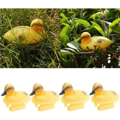 4 Pieces Baby Duckings Floating Decoy Ducks Mallard Plastic Ornament Pond